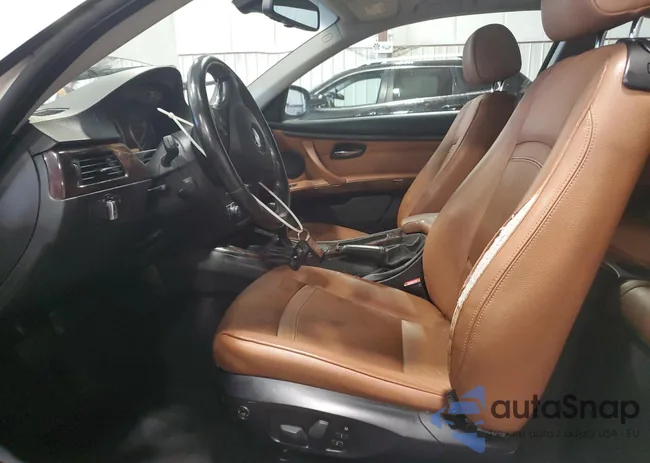 WBAKF5C52BE586361: 81064105