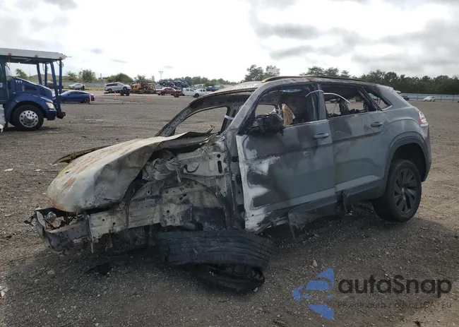 1V2KE2CA0RC250942: 81730275