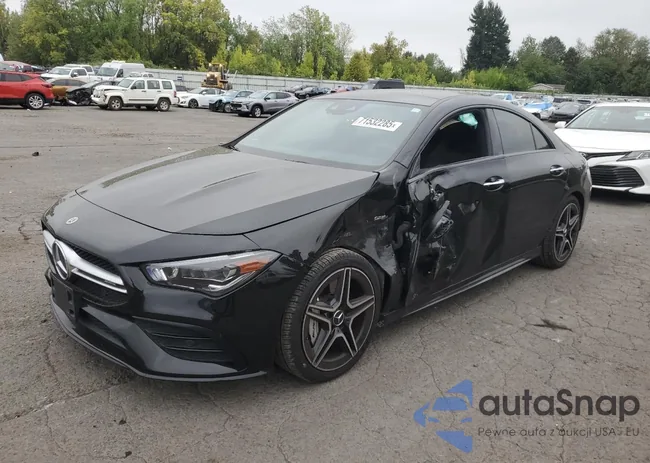 W1K5J5BB5MN221008: 71532285