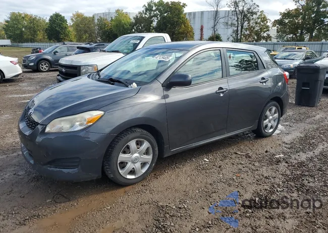 2T1KU40E89C031256: 82129405