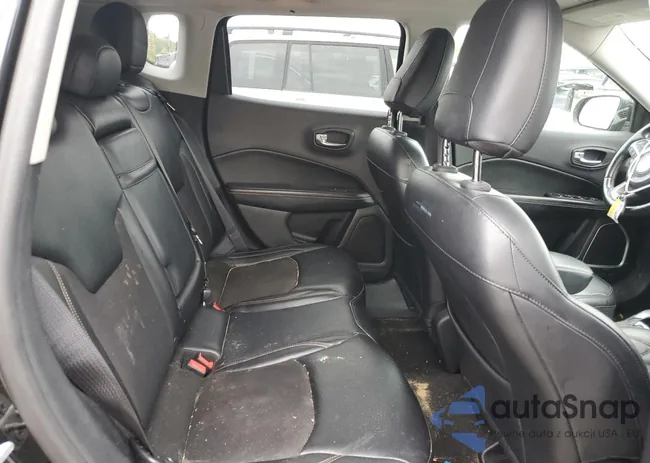 3C4NJDBB0JT131555: 80720305