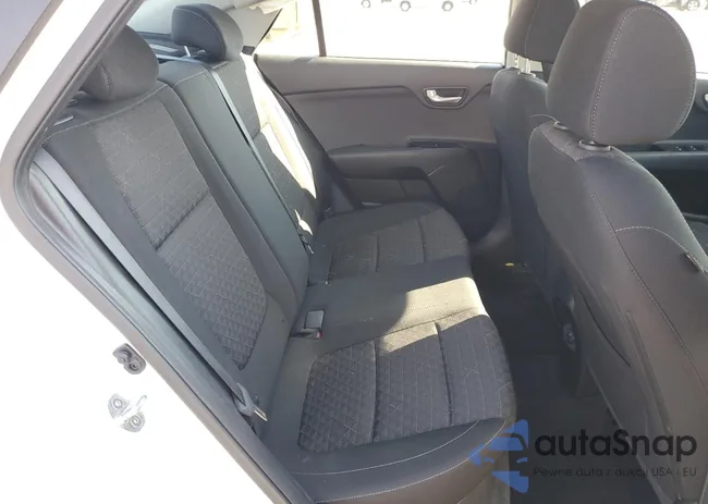 3KPA24AD1LE274343: 71908075