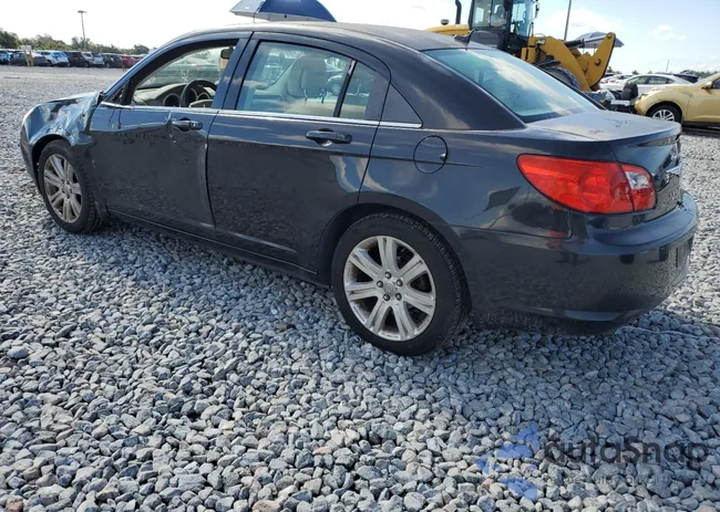 1C3CC5FV0AN157590: 81848575