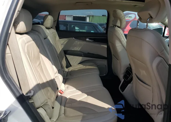 2LMPJ8KP7KBL10362: 71923175