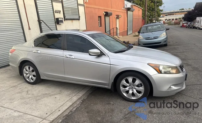 1HGCP36879A042245: 83906065