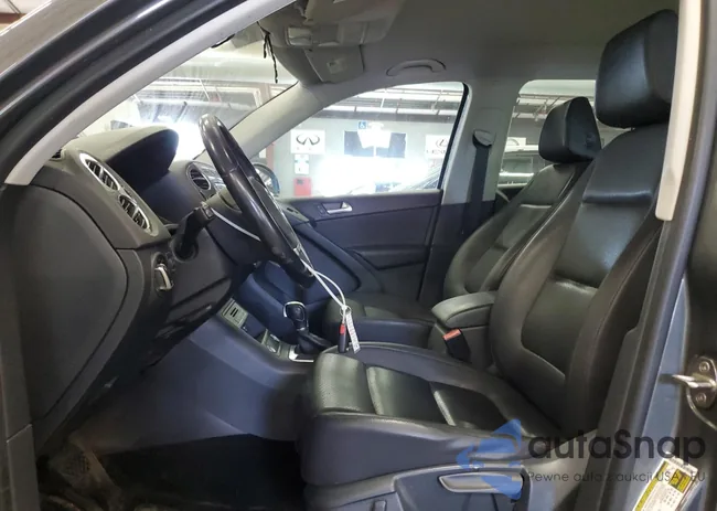 WVGBV7AX0GW001666: 82088095