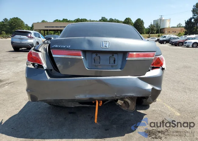 1HGCP2F46BA026146: 71600905