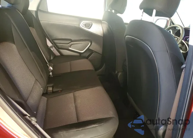 KNDJ23AU8S7255507: 84392635