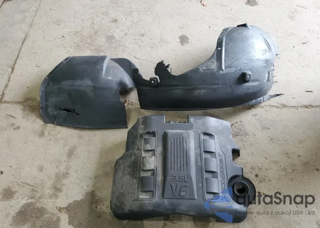 1FMJU2AT6FEF09899: 71325075