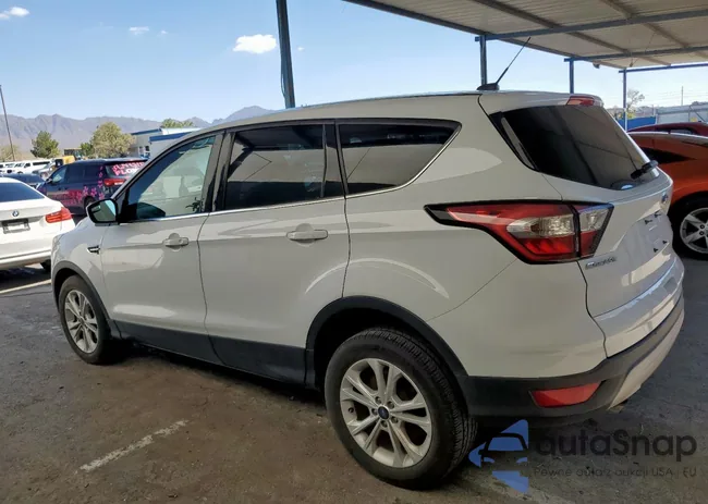 1FMCU0GD4HUD20321: 84368375