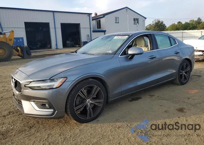 7JRA22TL8KG017883: 81620055