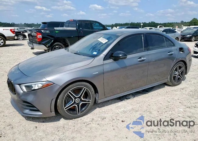 WDD3G4EB9KW000899: 67449445