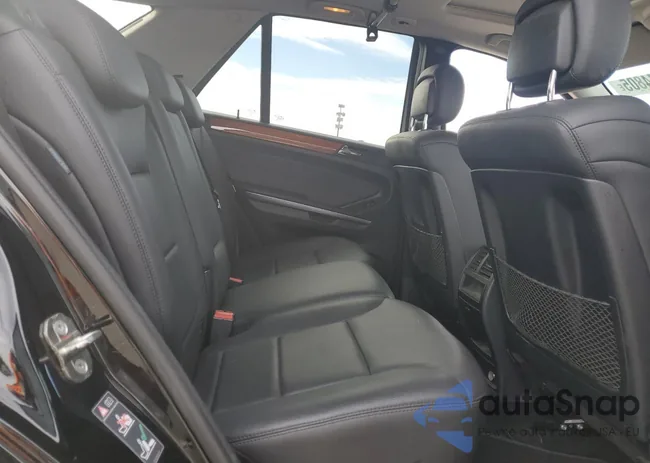 4JGBB86E19A471159: 84174805