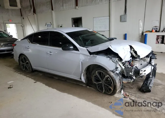 1N4BL4CV1RN344053: 80688345