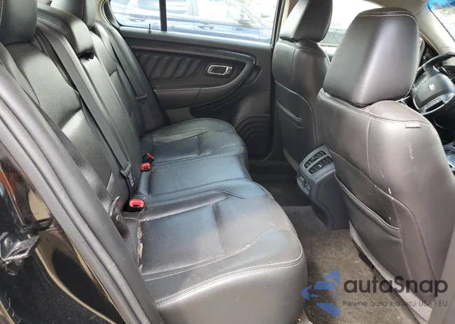 1FAHP2FW0CG102762: 70868405