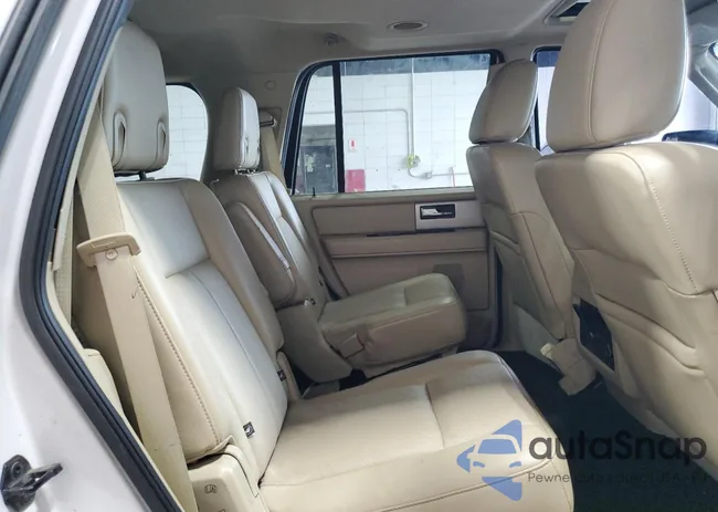 1FMJU2AT6FEF09899: 71325075