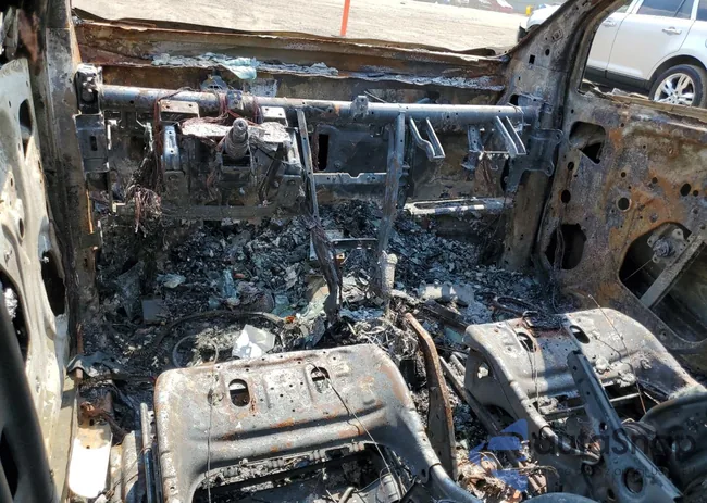 KL7CJLSB9MB330382: 81259635