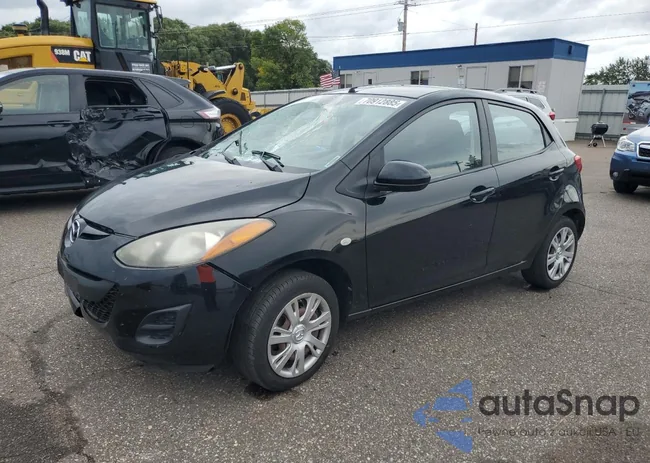 JM1DE1KY5C0140495: 70912885