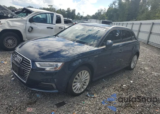 WAUUPBFF2JA062674: 81447615