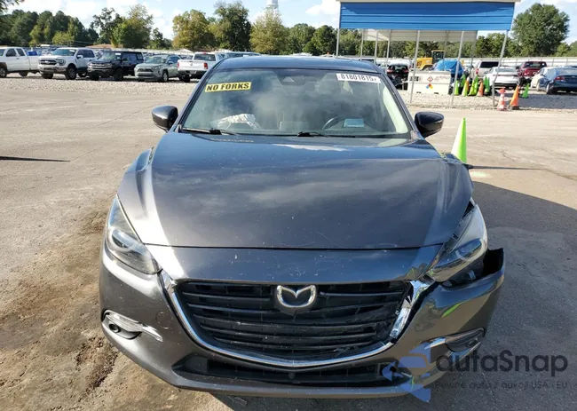 3MZBN1W35JM158315: 81801815