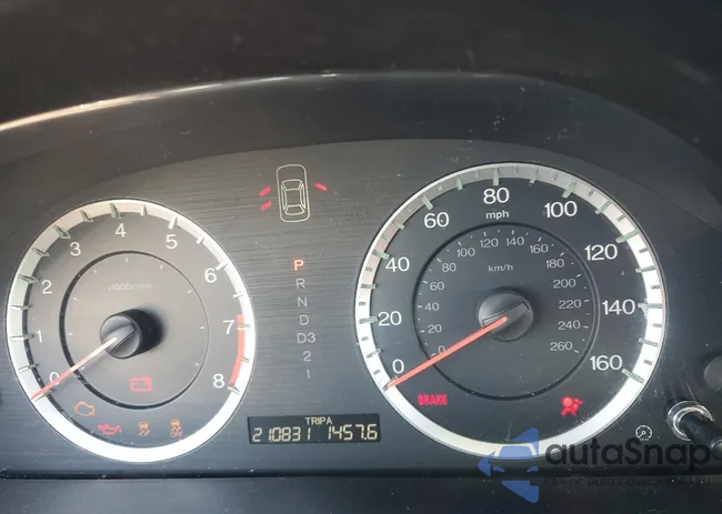 1HGCP2F61CA017437: 81255395