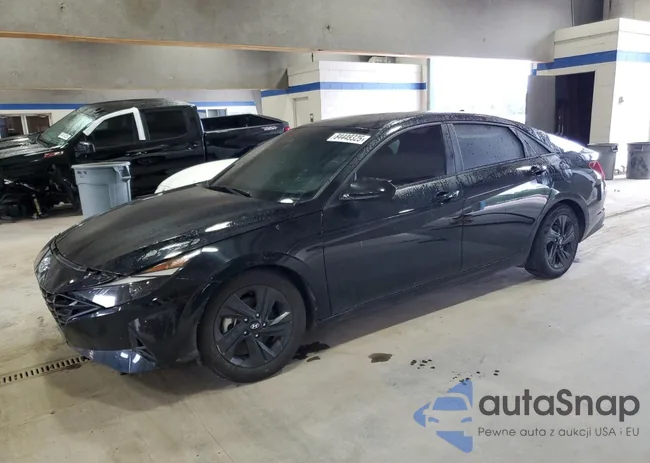 KMHLM4AJ0NU025864: 84449325