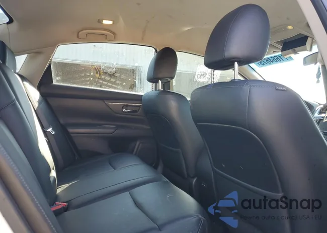 1N4AL3AP1JC243296: 71664675