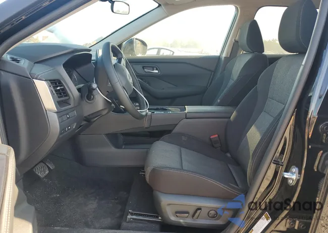 5N1BT3BA9SC831890: 81111545