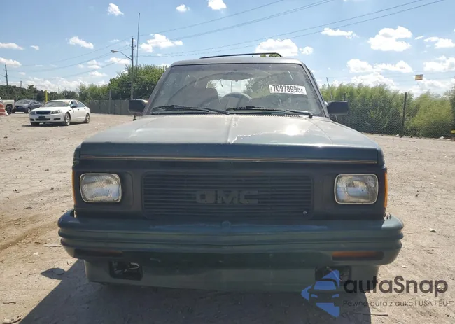 1GHDT13W5R0707584: 70978995