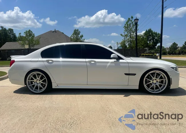 WBAKB8C58ACY64395: 80227115