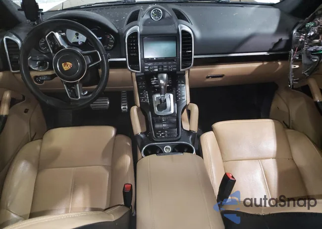 WP1AE2A22GLA58345: 81740855