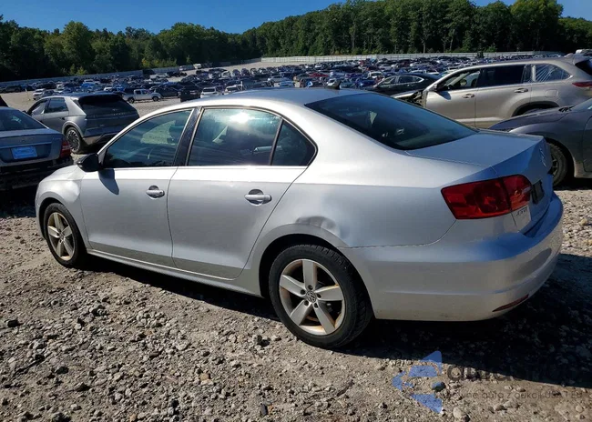 3VWLL7AJ5DM439831: 69321526
