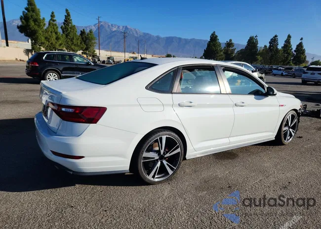 3VW5T7BU4MM057257: 67882496