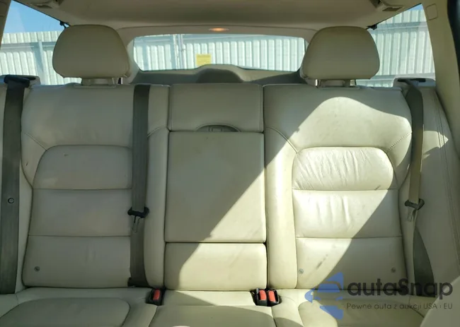 YV4940BZ9C1144486: 77351484