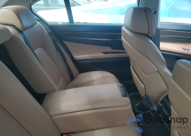 WBAKA4C51BC612517: 76987474