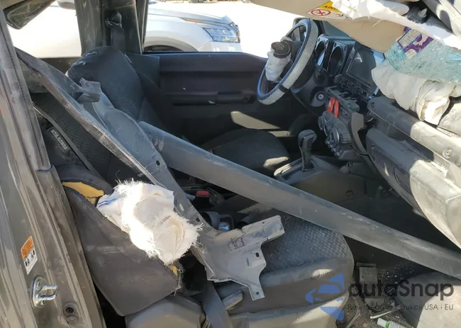 JS3JB74V3R5105971: 77311244