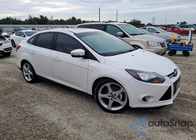 1FADP3J20DL123757: 74566044