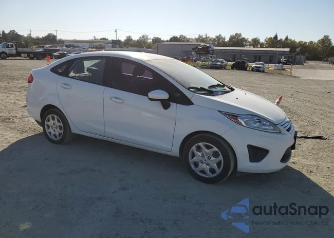 3FADP4AJ3DM111257: 73243404