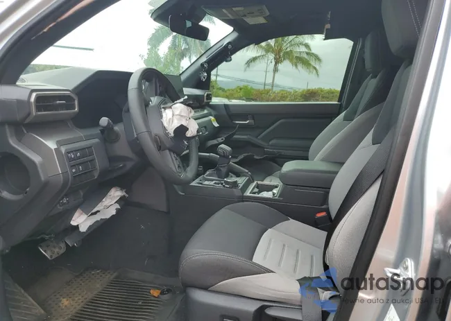 3TYLB5JN2RT025611: 71085564