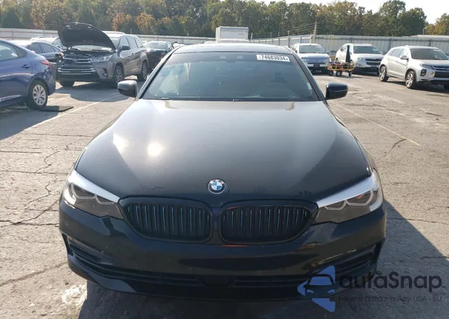 WBAJB1C5XKB376818: 74683034