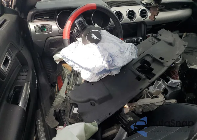 1FATP8UH6L5113049: 77977494