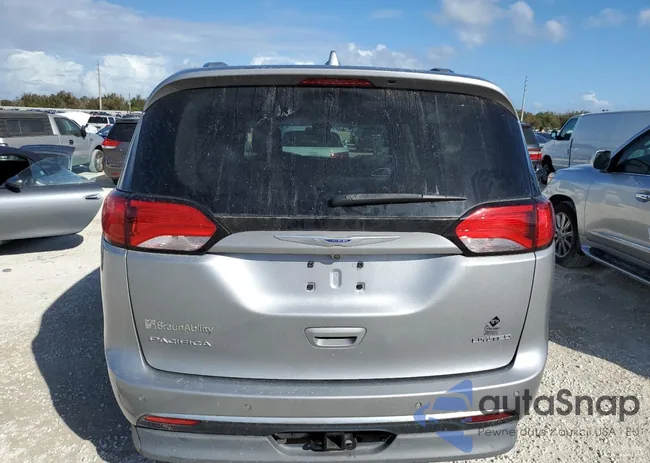 2C4RC1GG9KR643706: 77652064