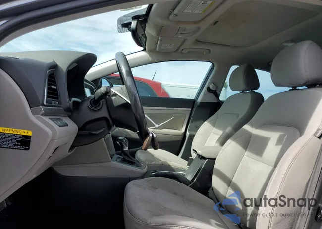 5NPD84LF3JH372938: 77850264