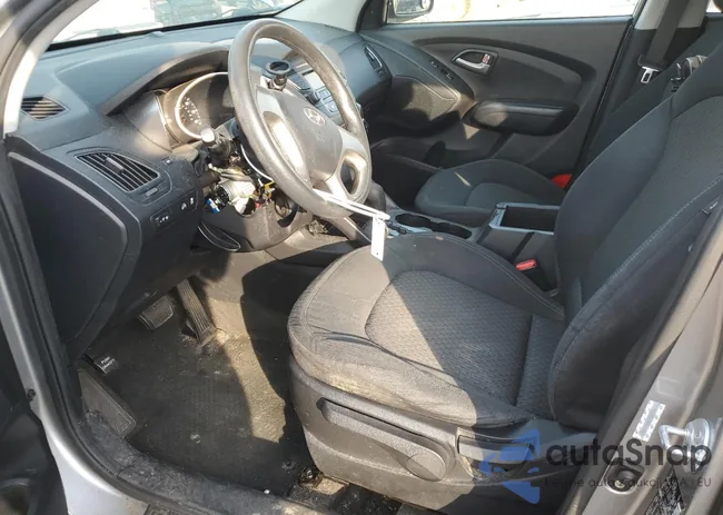 KM8JT3AB0CU391429: 42734705