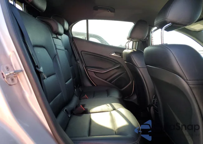 WDCTG4GB5HJ346312: 73946874