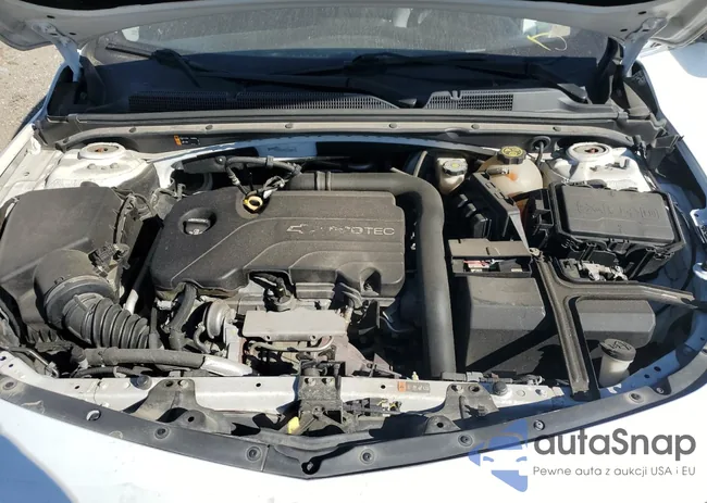 1G1ZE5ST2GF211049: 73716904