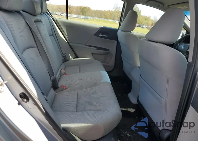 1HGCR2F39GA059294: 82656895