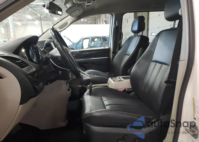 2C4RC1BGXDR588676: 85728245