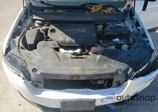 1C4PJLLB2KD176392: 86108665