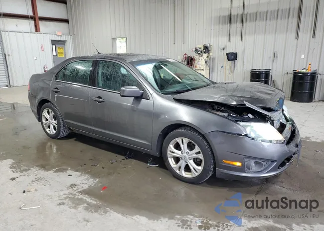 3FAHP0HA5CR352853: 82630405